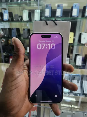 Apple iPhone 15 128 GB Pink