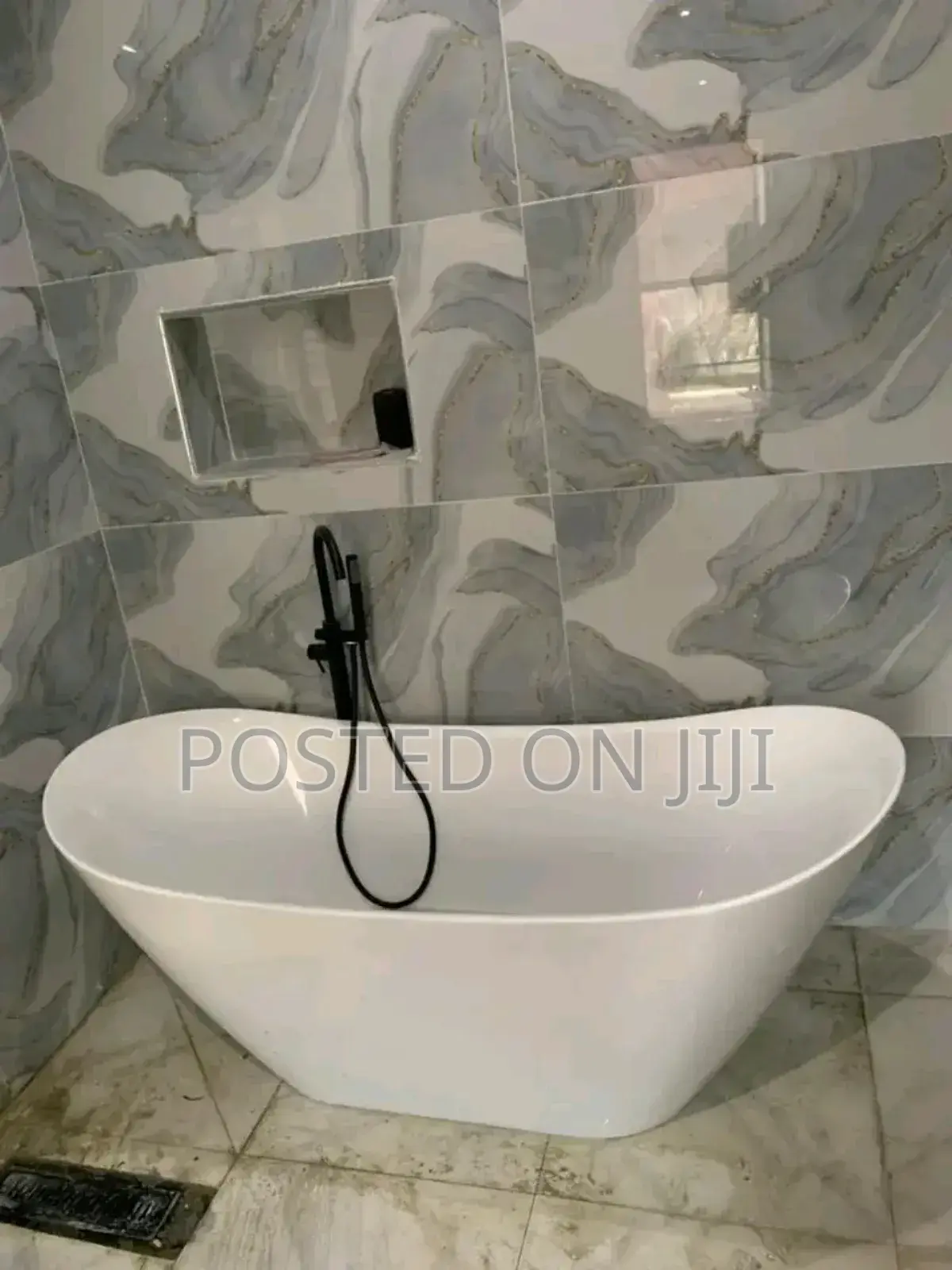 Quality Bath Tub