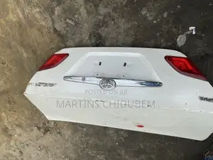 Boot for Avalon 2003—2005 Model