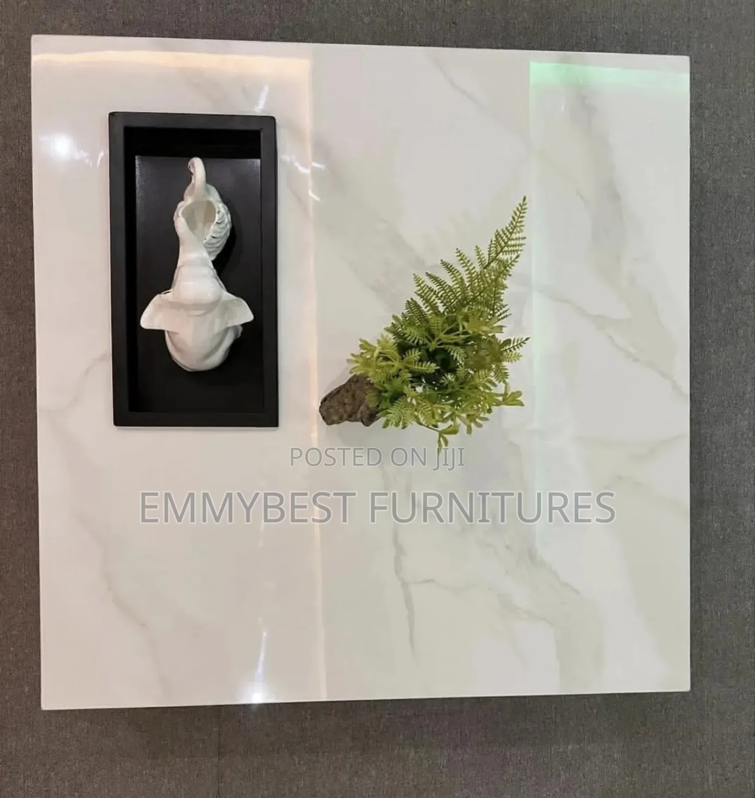 New Modern Luxurious Center Table.