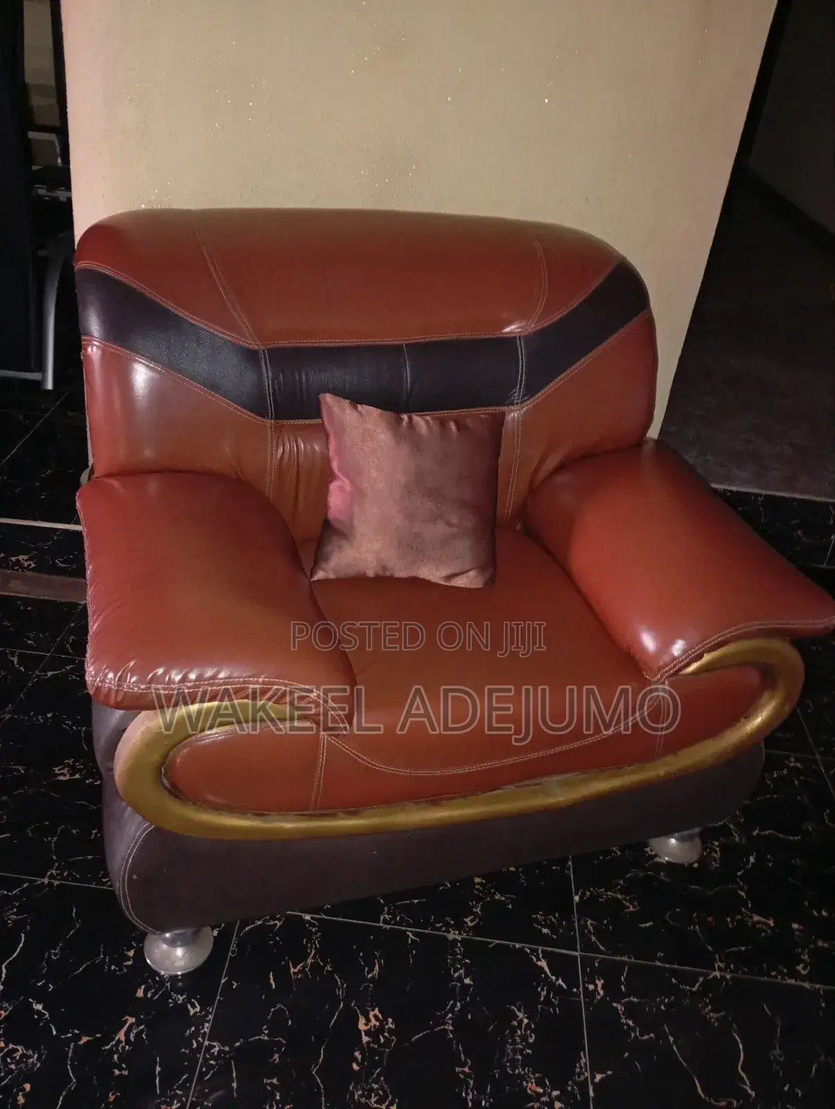 Complete Set Leather Chair