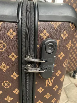 Premium Swiss Polo Leather Travel Set (Brown)