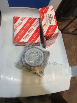 Front Hub Land Cruise/Lx570 And Sequior