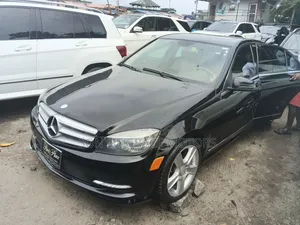 Mercedes-Benz C300 Sport 4Matic Sedan AWD (3.0L 6cyl 7A) 2011 Black