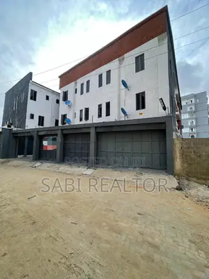 Furnished 2bdrm Apartment in Lekki for sale