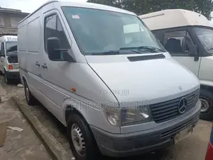Mercedes-Benz Sprinter 2003 White