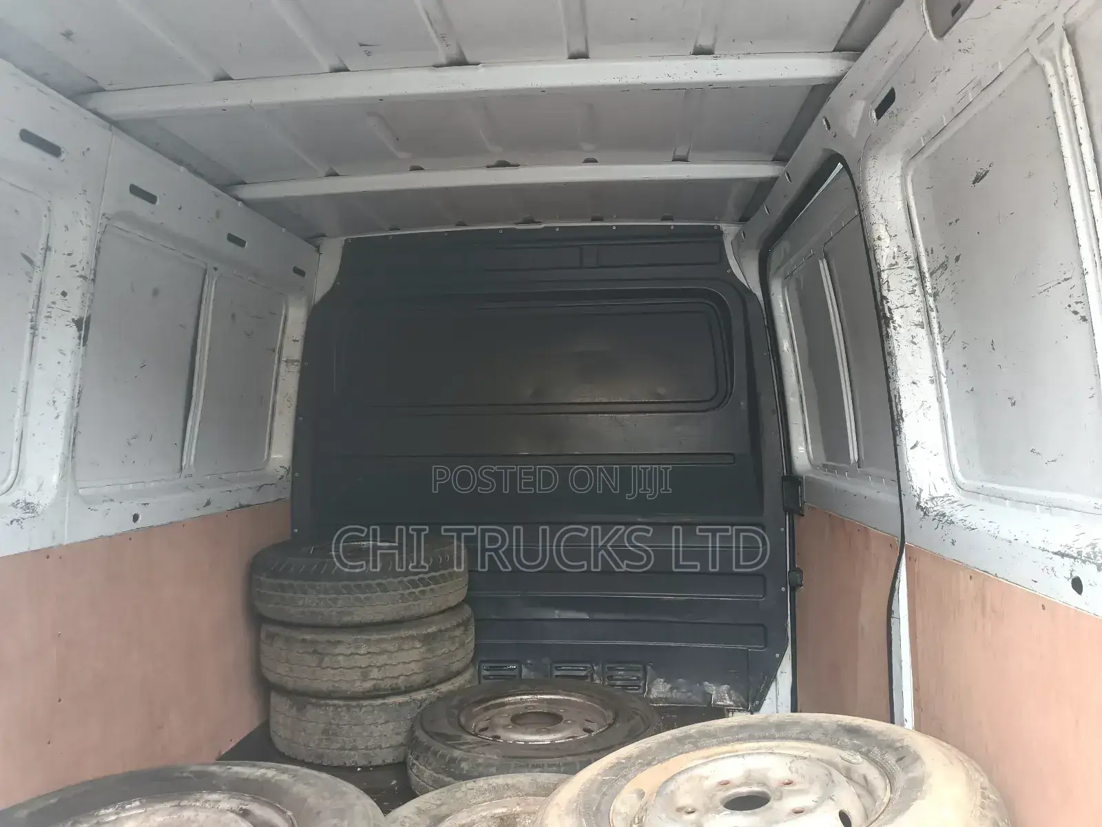Mercedes-Benz Sprinter 2003 White