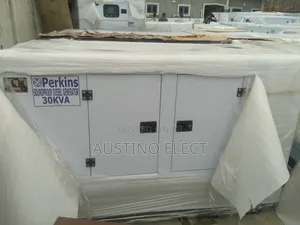 England Perkins 30kva Soundproof Engine
