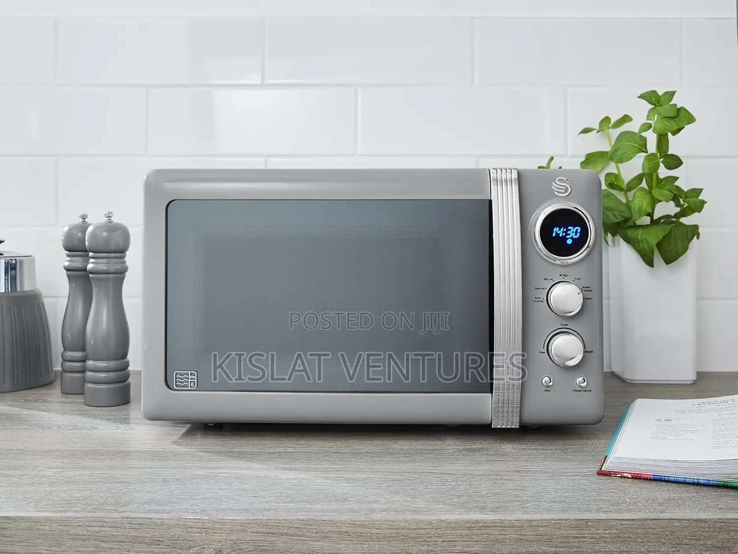 Swan Retro 20 Liter Microwave - Grey