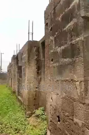 Full Plot With Uncompleted 2 Units of 3 Bedroom at Decking Level|Ekoro