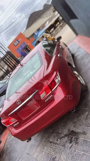 Lexus ES 350 2010 Red