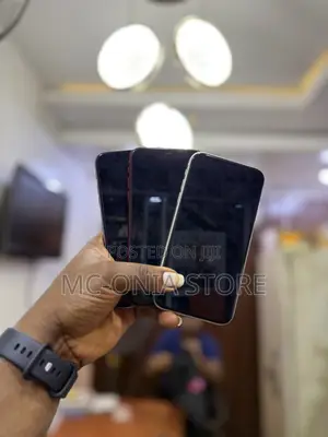 Apple iPhone 11 64 GB