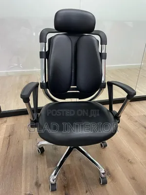 Kidney Chair