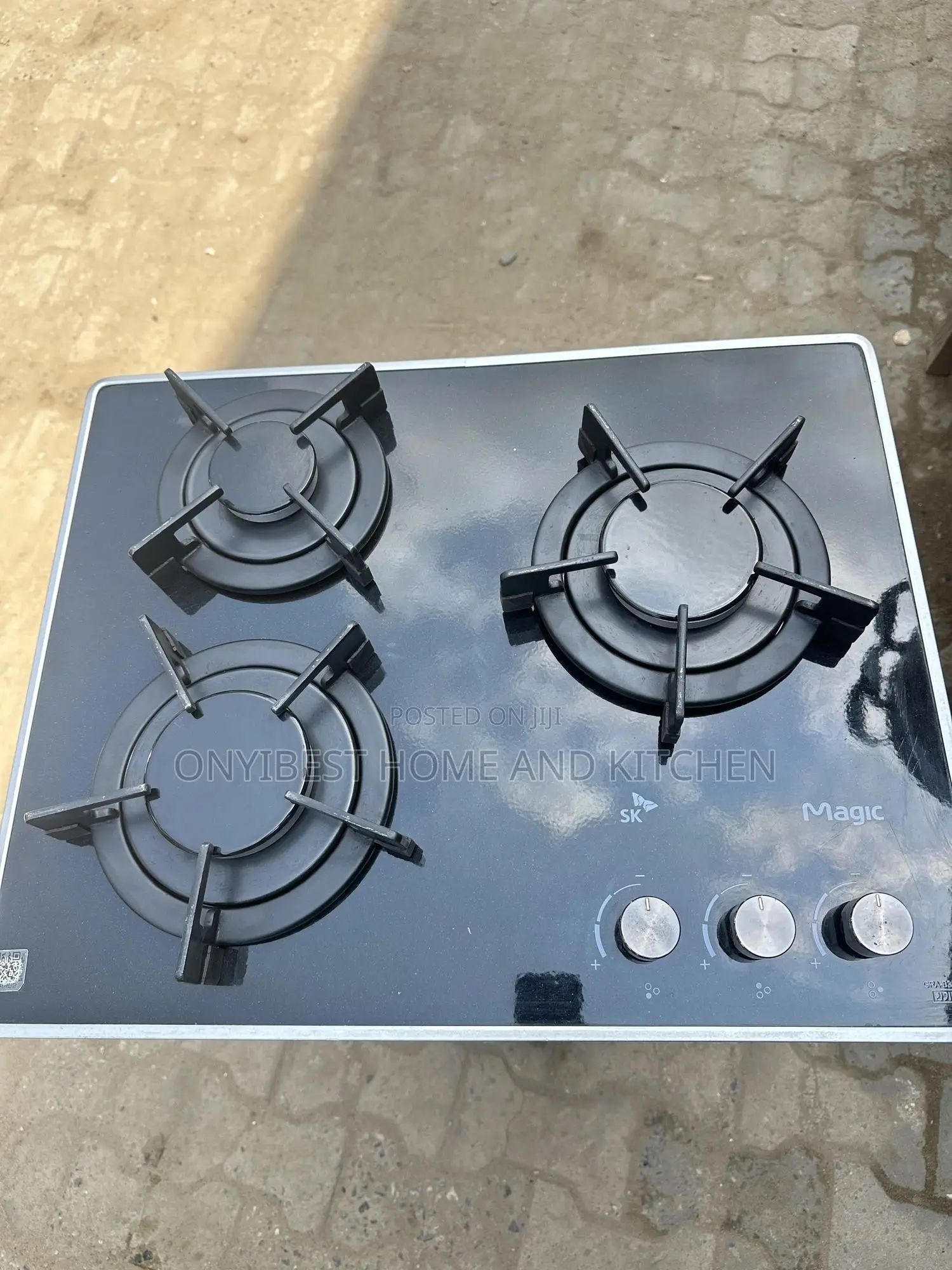 Sk Magic 3bunners Inbuilt/Table Top Automatic Gas Cooker
