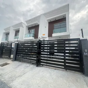 4bdrm Duplex in Ikota for sale