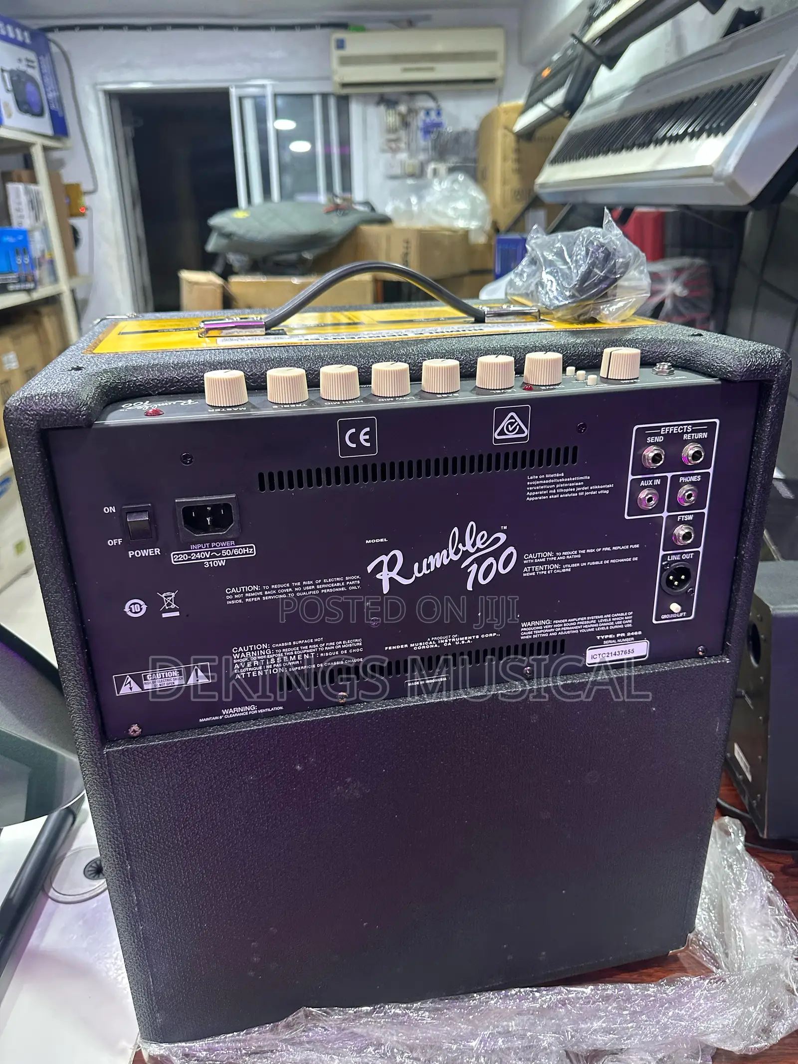 Fender Rumble 100 V3 Bass Guitar Combo Amplifier