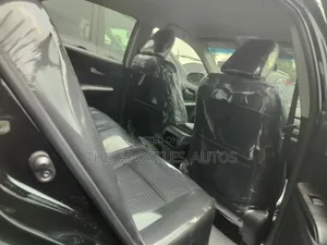 Toyota Camry SE Sport 4dr Sedan w/Prod. End 11/13 (2.5L 4cyl 6A) 2014