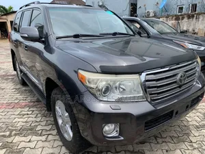 Toyota Land Cruiser 4.5 V8 VXR 2013 Gray
