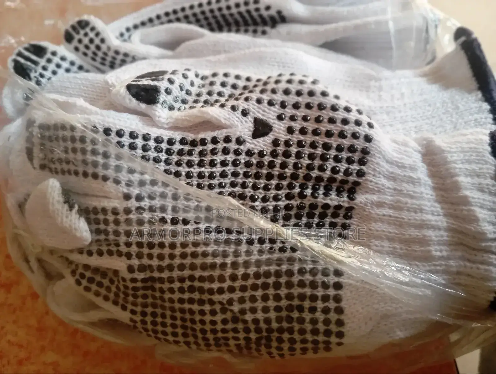 Dotted Cotton Gloves