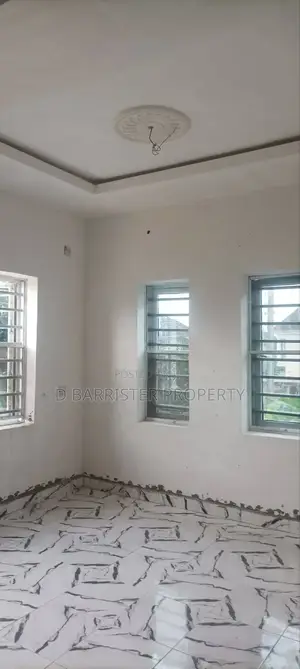 1bdrm Apartment in Close To The Major, Akute Ajuwon for rent