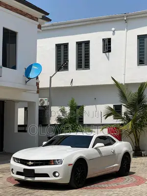 Chevrolet Camaro LT Coupe 2012 White