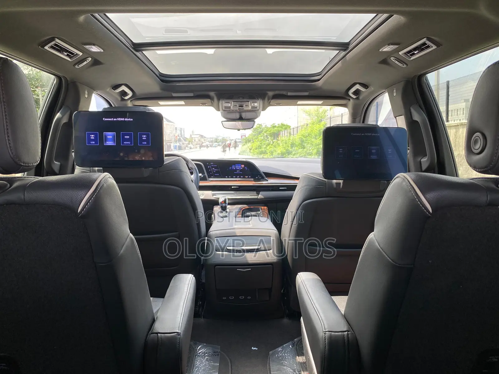 Cadillac Escalade 2022 White