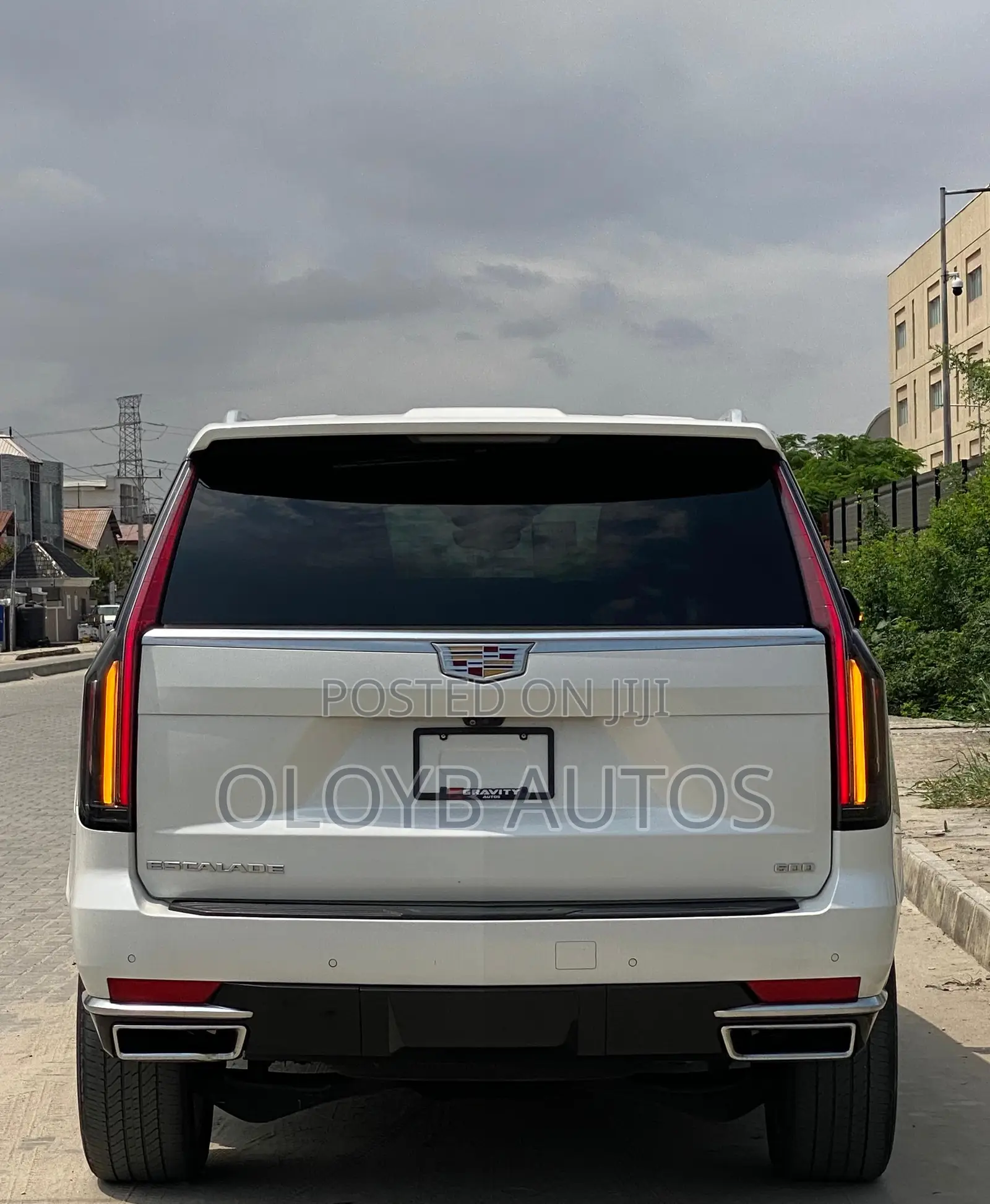 Cadillac Escalade 2022 White