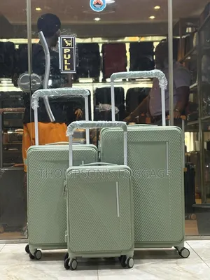 Top Wide Poll Luggage