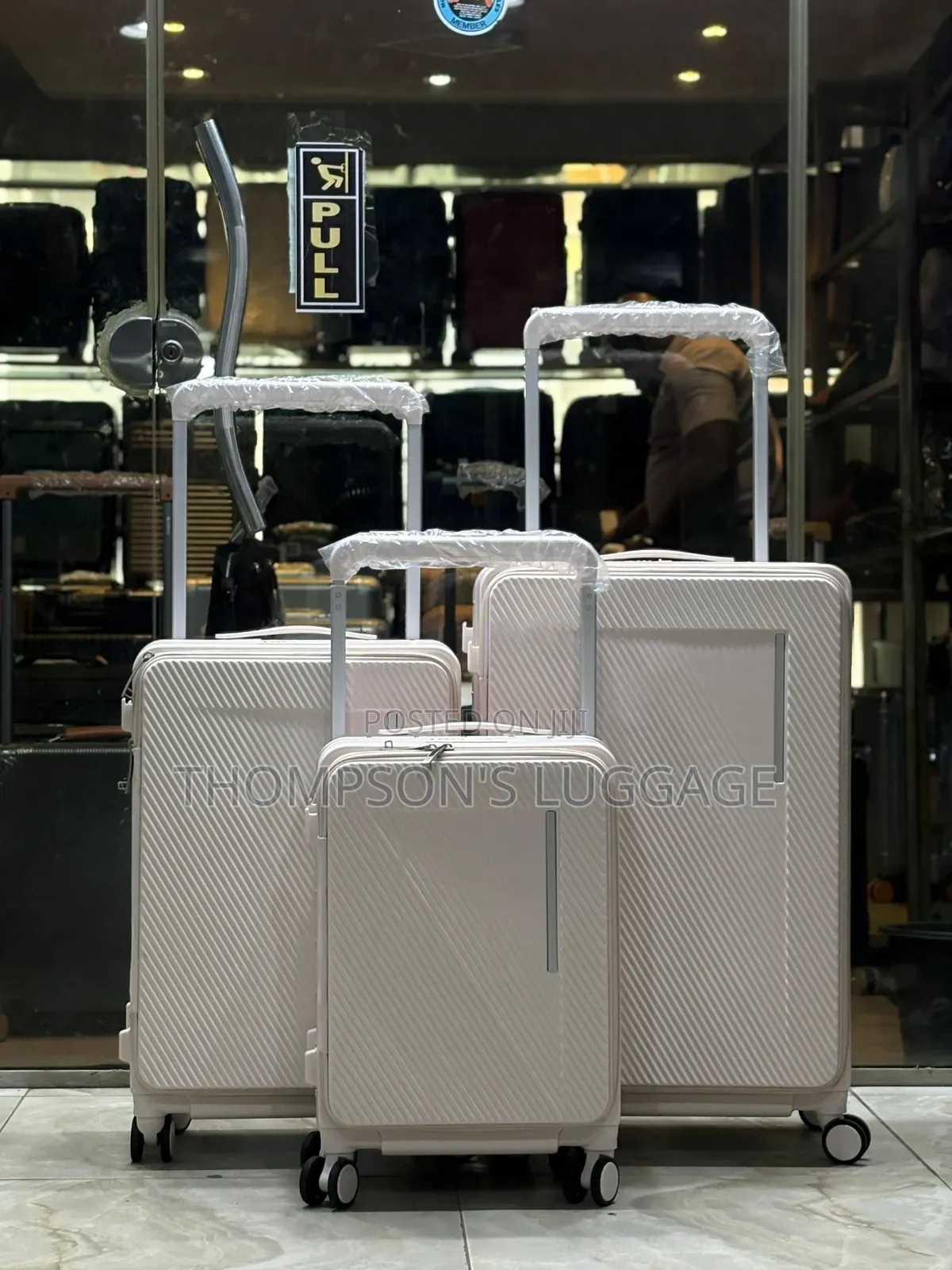 Uni- Wide Poll Luggage