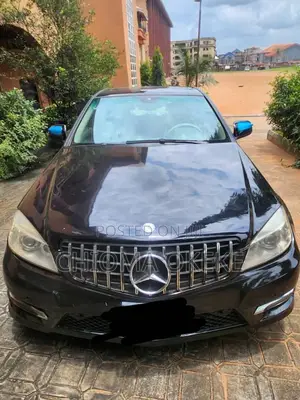 Mercedes-Benz C300 Luxury 4Matic Sedan AWD (3.0L 6cyl 7A) 2010 Black