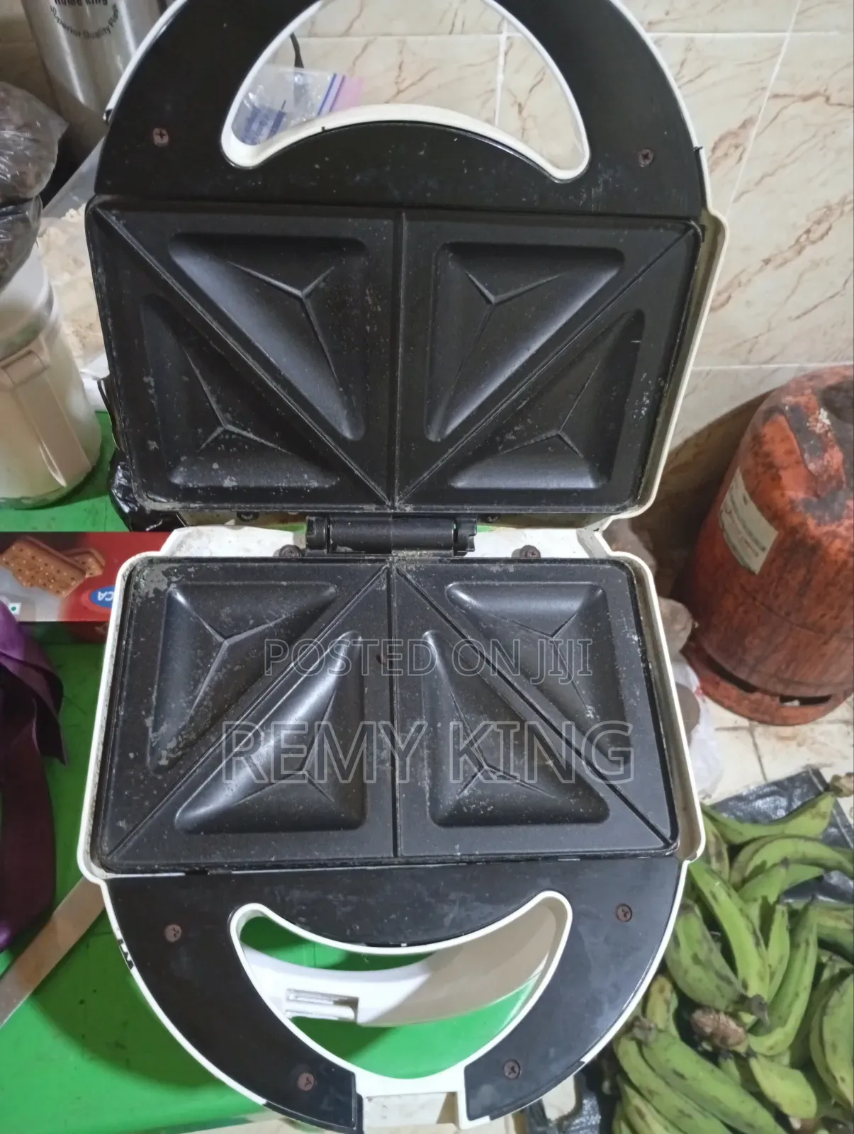 Toast Machine and Hotplate
