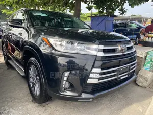 Toyota Highlander 2018 Black