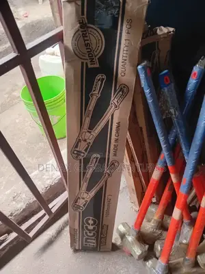 42" Ingco Bolt Cutter