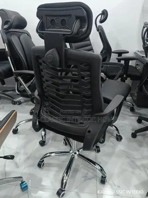 Reading 📖 Chair With Head Relax