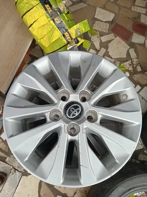 18-Inch and 17-Inch for Toyota Camry Are Available at Affordable Price