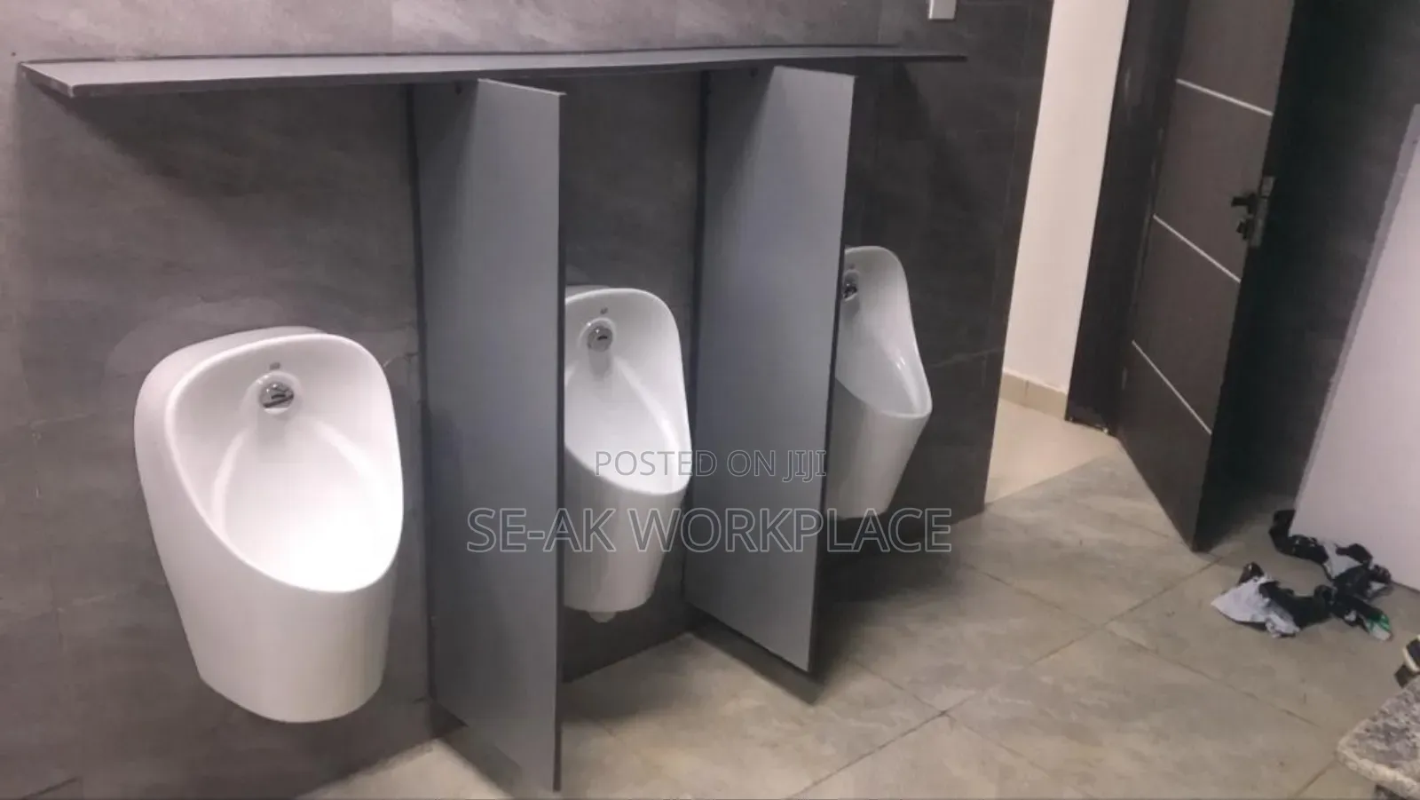 Public Urinary Modest Dividers