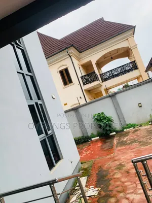 4bdrm Duplex in Aare, Oluyole Estate for sale