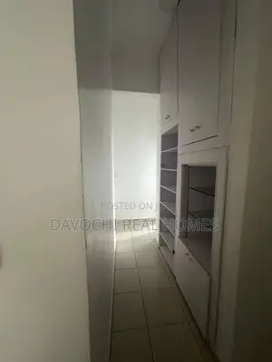2bdrm Apartment in Lekki Phase1 for rent