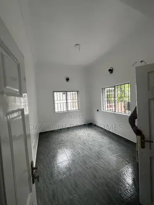 2bdrm Apartment in Lekki Phase1 for rent