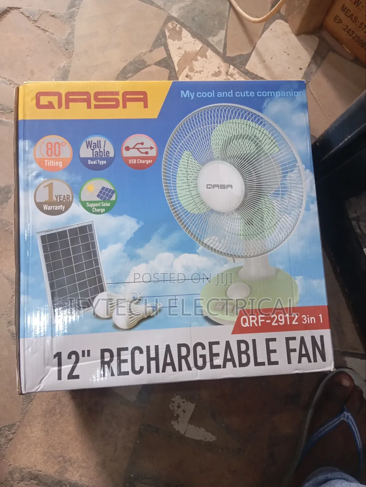 Qasa Table Fan
