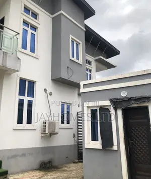 4 Units of Duplexes for Sale in Malaysia Estate Asaba