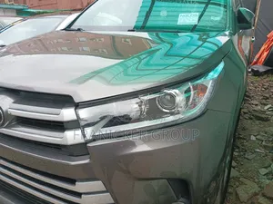 Toyota Highlander 2015 Brown