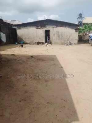 4bdrm House in Okokomaiko for sale