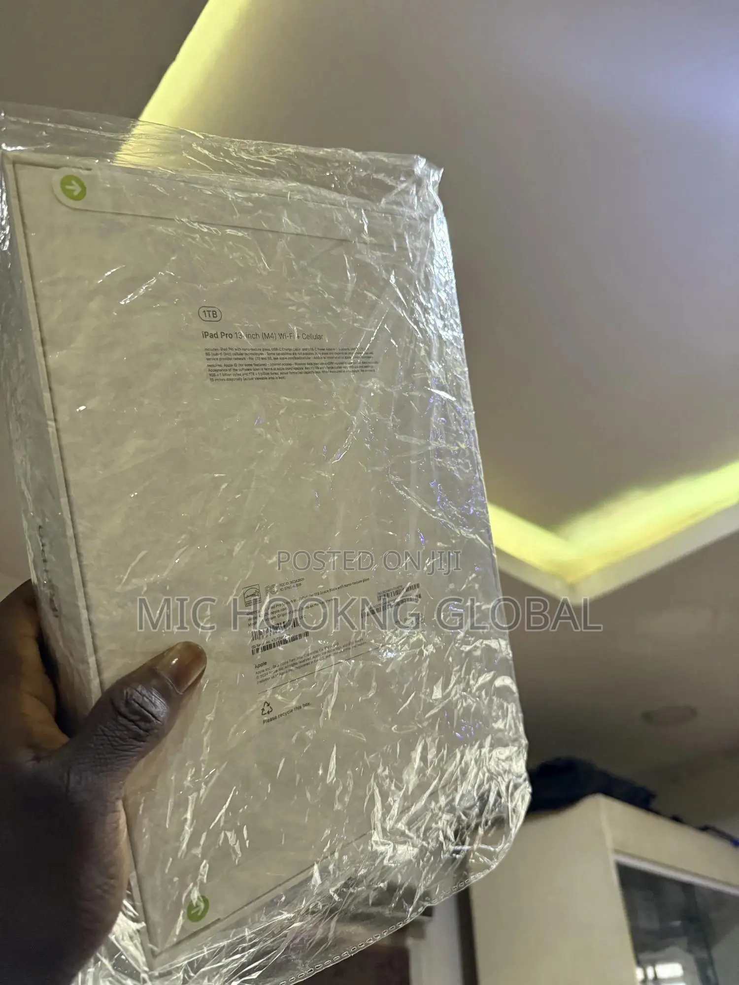 New Apple iPad Pro 13 (2024) 1 TB Black