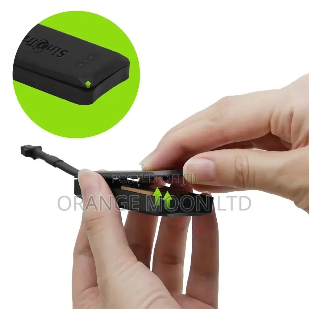 Sinotrack St-900 Real Time Vehicle Tracking GPS Tracker With Free App