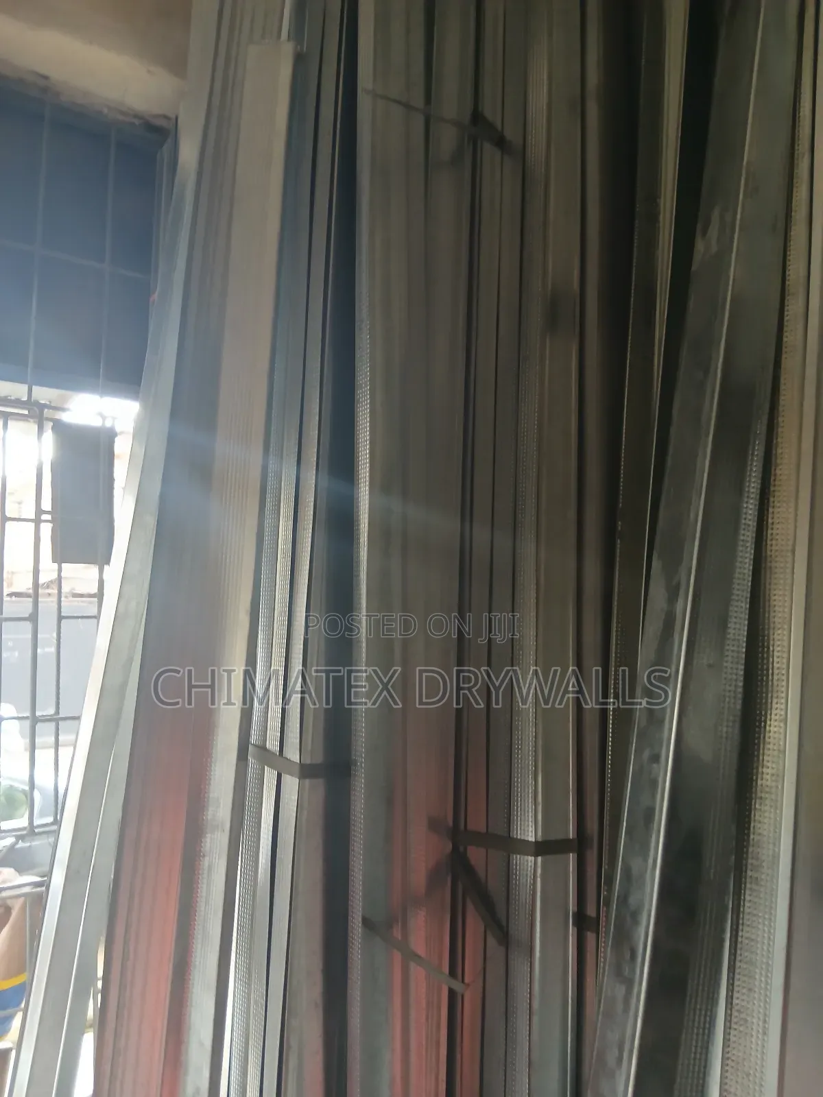 Track 62mm for P.O.P Partition