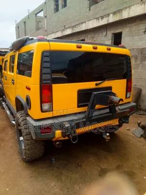 Hummer Jeep 2005 Back Glass