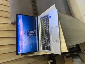 Laptop HP EliteBook 840 G8 16GB Intel Core i7 SSD 512GB