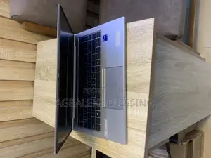 Laptop HP EliteBook 840 G8 16GB Intel Core i7 SSD 512GB