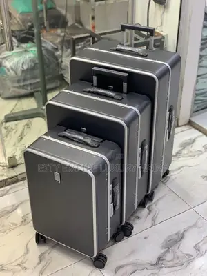 Quality Luxury Set of Aluminum Traveling Luggage Boxes